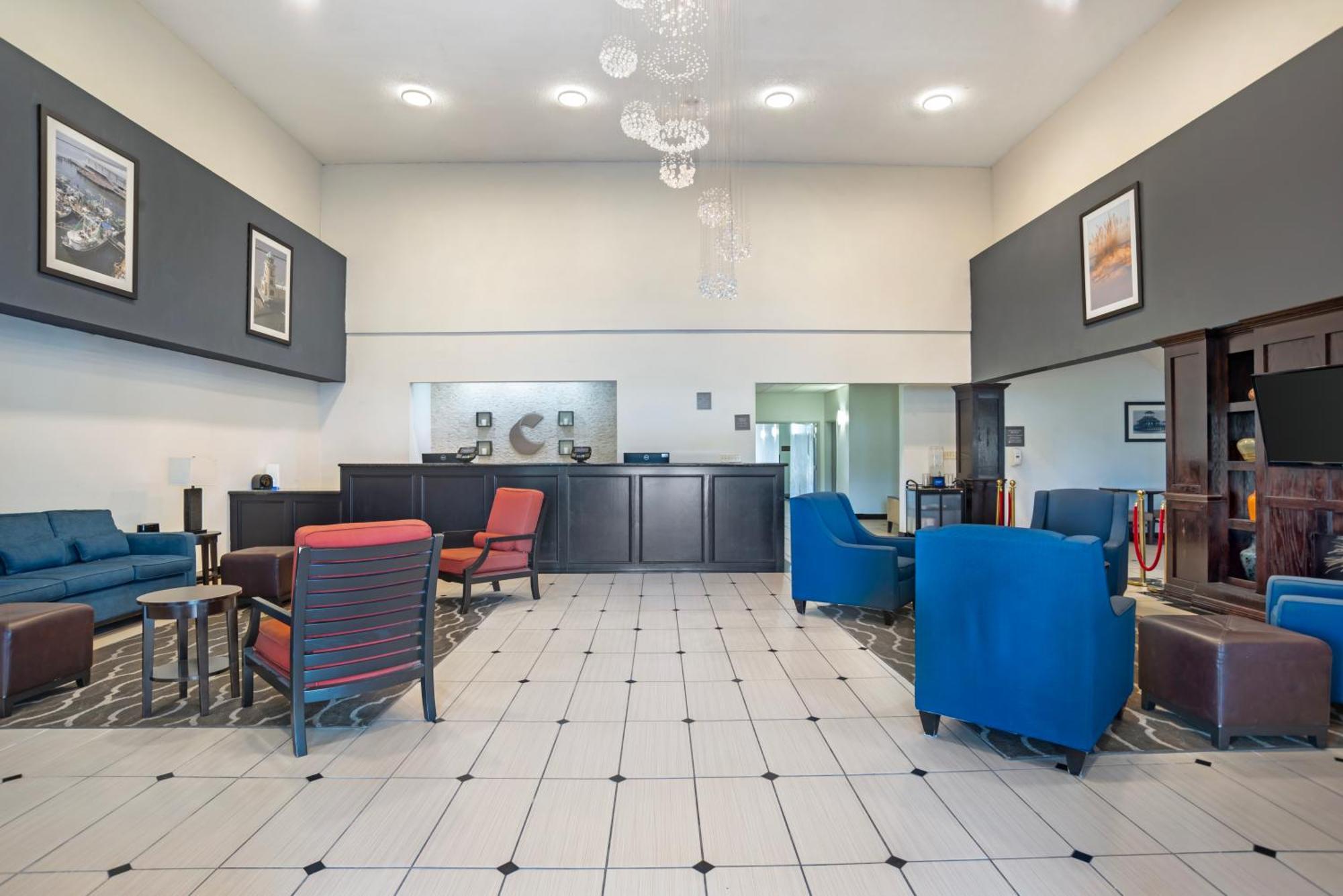 Comfort Inn & Suites Crystal Inn Sportsplex Gulfport Eksteriør billede