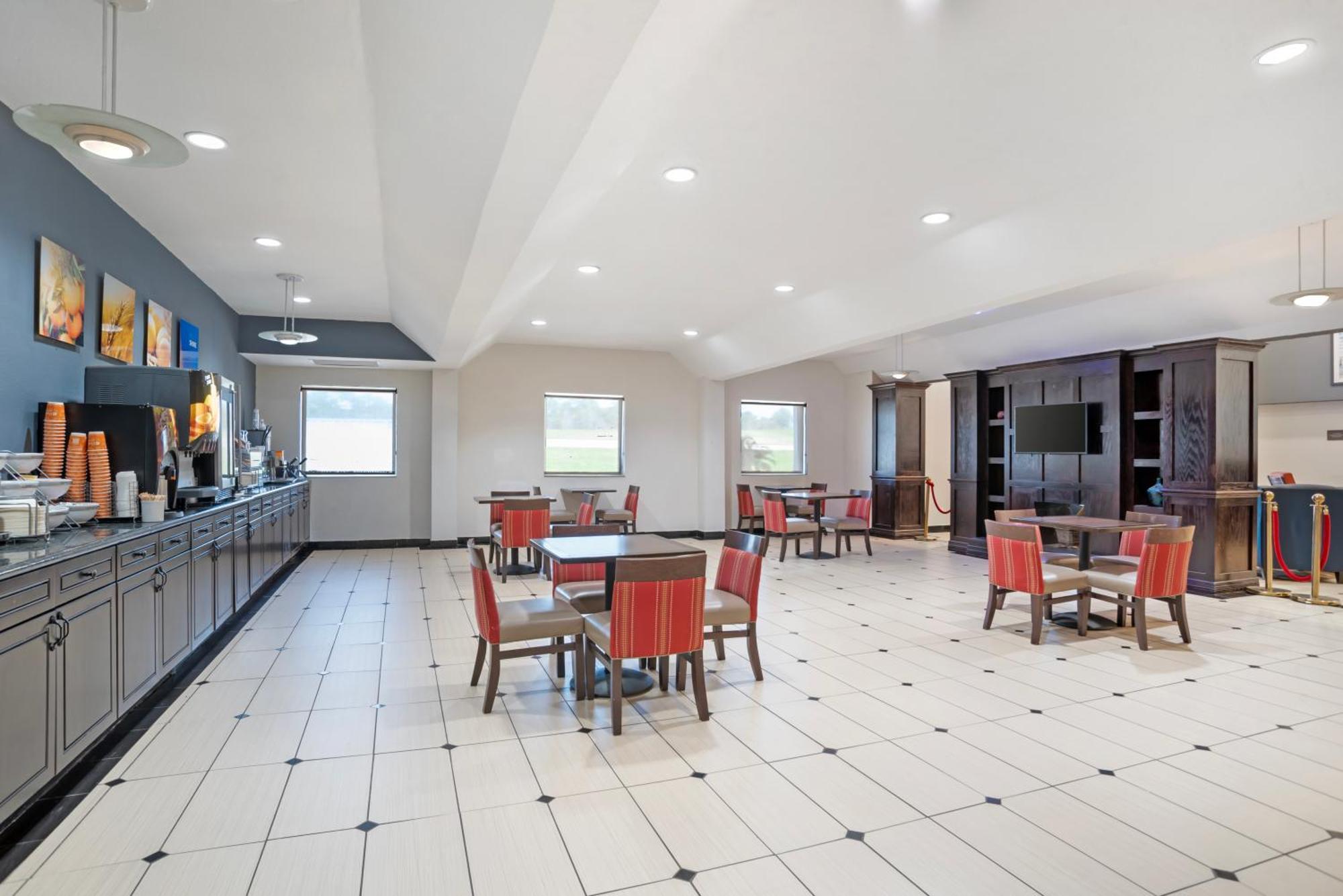 Comfort Inn & Suites Crystal Inn Sportsplex Gulfport Eksteriør billede