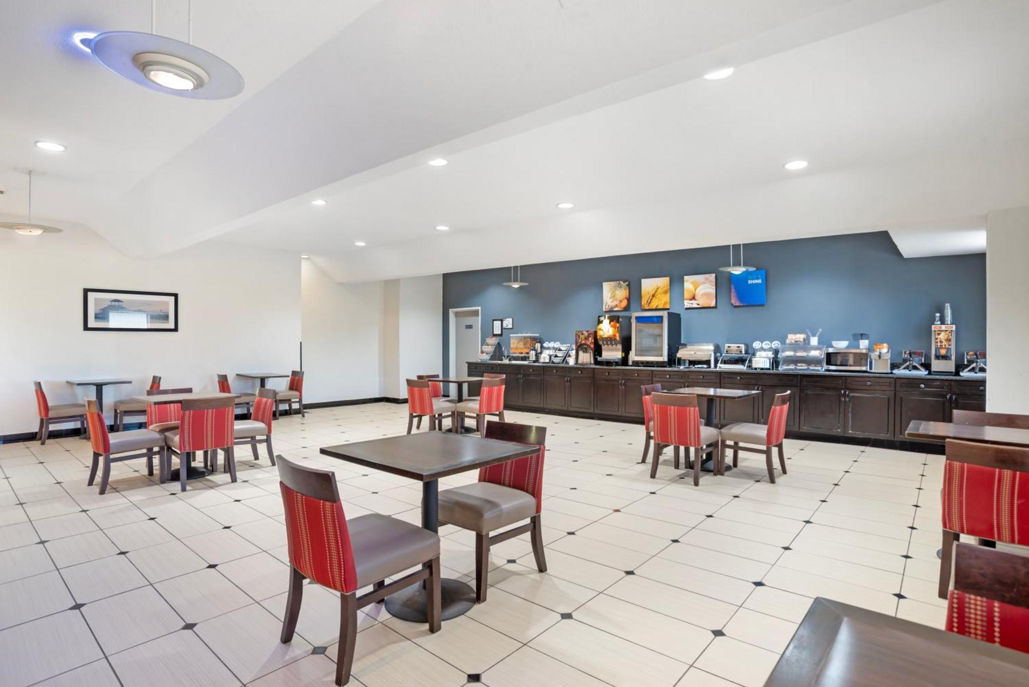Comfort Inn & Suites Crystal Inn Sportsplex Gulfport Eksteriør billede